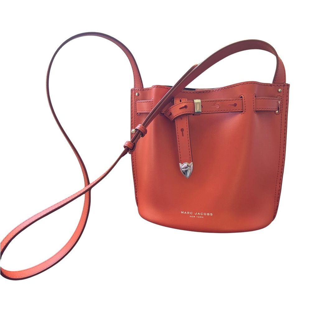 Marc Jacobs Small Bucket Bag in Peach 🍑 Blossom